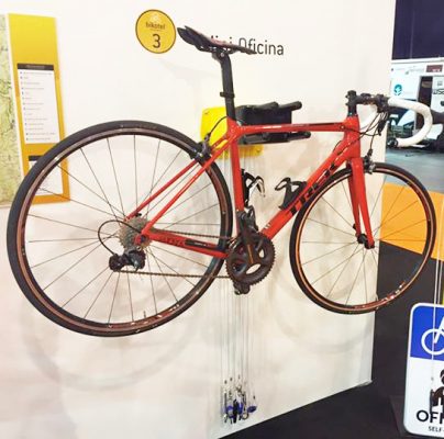 Väggmonterad servicekit för cyklar